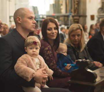 fotograf dzierżoniów, sesje plenerowe dzierżoniów, fotograf chrzciny dzierżoniów, fotograf chrzciny wrocław, sesje przedszkolne dolnośląskie, sesje przedszkolne wrocław, sesje szkolne dolnośląskie, sesje szkolne wrocław, sesje biznesowe dolnośląskie, sesje biznesowe wrocław, sesje rodzinne dzierżoniów, fotografia wnętrz dolnośląskie