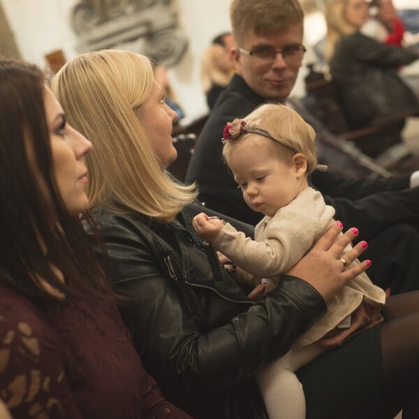 fotograf dzierżoniów, sesje plenerowe dzierżoniów, fotograf chrzciny dzierżoniów, fotograf chrzciny wrocław, sesje przedszkolne dolnośląskie, sesje przedszkolne wrocław, sesje szkolne dolnośląskie, sesje szkolne wrocław, sesje biznesowe dolnośląskie, sesje biznesowe wrocław, sesje rodzinne dzierżoniów, fotografia wnętrz dolnośląskie