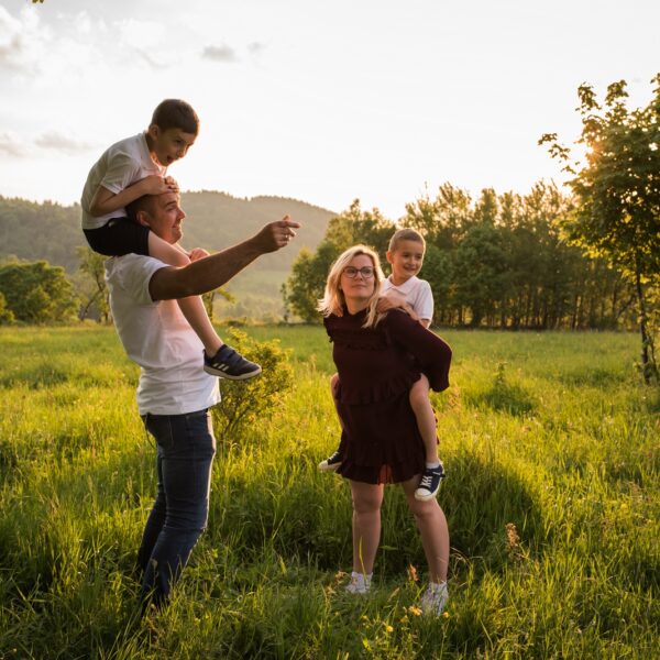 fotograf dzierżoniów, sesje plenerowe dzierżoniów, fotograf chrzciny dzierżoniów, fotograf chrzciny wrocław, sesje przedszkolne dolnośląskie, sesje przedszkolne wrocław, sesje szkolne dolnośląskie, sesje szkolne wrocław, sesje biznesowe dolnośląskie, sesje biznesowe wrocław, sesje rodzinne dzierżoniów, fotografia wnętrz dolnośląskie