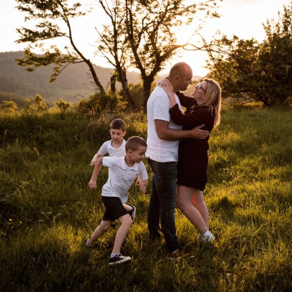 fotograf dzierżoniów, sesje plenerowe dzierżoniów, fotograf chrzciny dzierżoniów, fotograf chrzciny wrocław, sesje przedszkolne dolnośląskie, sesje przedszkolne wrocław, sesje szkolne dolnośląskie, sesje szkolne wrocław, sesje biznesowe dolnośląskie, sesje biznesowe wrocław, sesje rodzinne dzierżoniów, fotografia wnętrz dolnośląskie